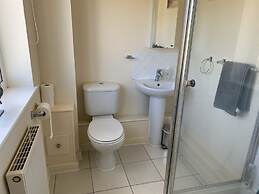 Whitehouse Guest House