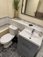 Whitehouse Guest House