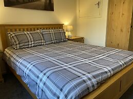 Whitehouse Guest House