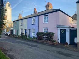 Whitehouse Guest House