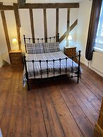 Whitehouse Guest House
