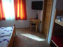 Guesthouse Mesec Zaplana