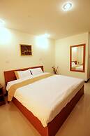 Rafael Mansion Bangkok Aiport