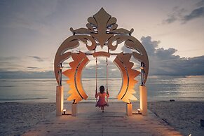 Hotel Ombak Sunset