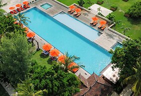 Hotel Ombak Sunset