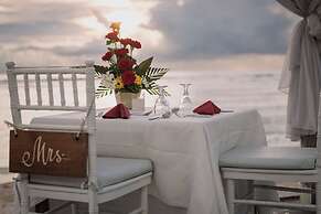 Hotel Ombak Sunset