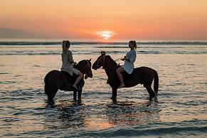 Hotel Ombak Sunset