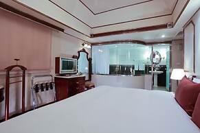 Charming City Sungshan Hotel