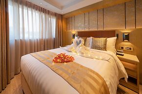 Grand Dragon Hotel