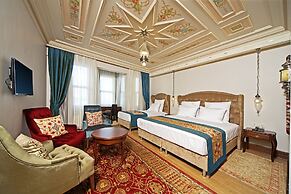 Azade Suites