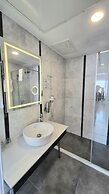 Azade Suites