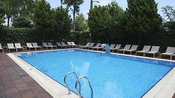 Ambassador Plaza