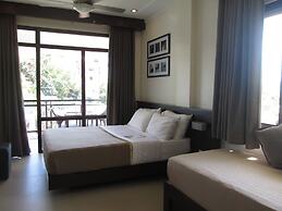 One Crescent Place
