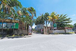 The Ritz Hotel at Garden Oases