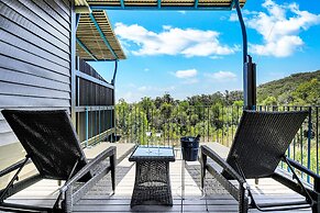 Kingfisher Bay Resort