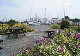The Boathouse Hotel
