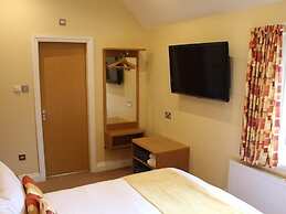 Clover Spa and Hotel