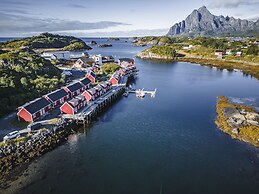 Nyvågar Rorbuhotell  - by Classic Norway Hotels