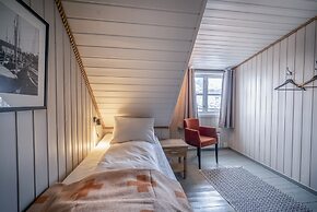 Nyvågar Rorbuhotell  - by Classic Norway Hotels