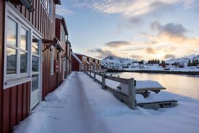 Nyvågar Rorbuhotell  - by Classic Norway Hotels