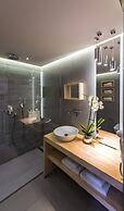 Arkadia Luxury Hotel Apartments