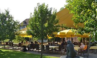 Kloster Dornach