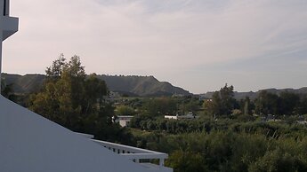 Fania Apartments