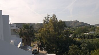 Fania Apartments