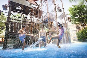 Resorts World Sentosa - Crockfords Tower
