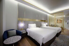 Resorts World Sentosa - Crockfords Tower