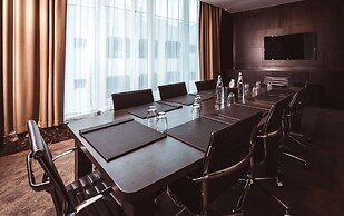 The Canvas Dubai - MGallery Hotel Collection