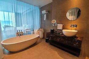 The Canvas Dubai - MGallery Hotel Collection