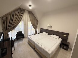 Deluxe Hotel Yerevan