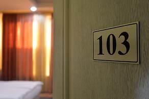 Deluxe Hotel Yerevan