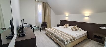 Deluxe Hotel Yerevan
