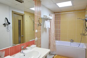 Avanta Hotel