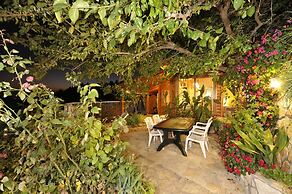Ohn-Bar Guesthouse