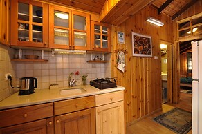 Ohn-Bar Guesthouse