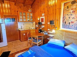 Ohn-Bar Guesthouse