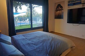 Ohn-Bar Guesthouse