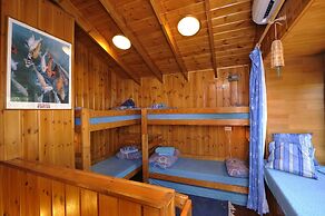 Ohn-Bar Guesthouse