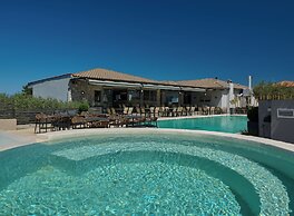 Altamar Hotel