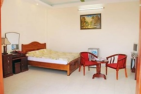 Sunny C Hotel