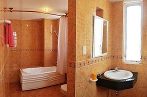 Sunny C Hotel