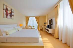 Blanco Apartment Hotel