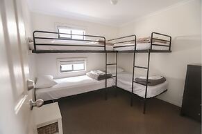 Amaroo Holiday Park