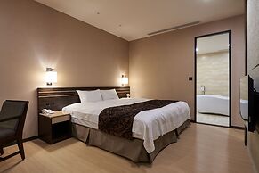 Sol Hotel