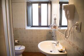 Hostal Hueso