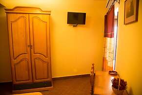 Hostal Hueso