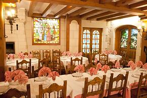Hotel Santo Domingo De Silos